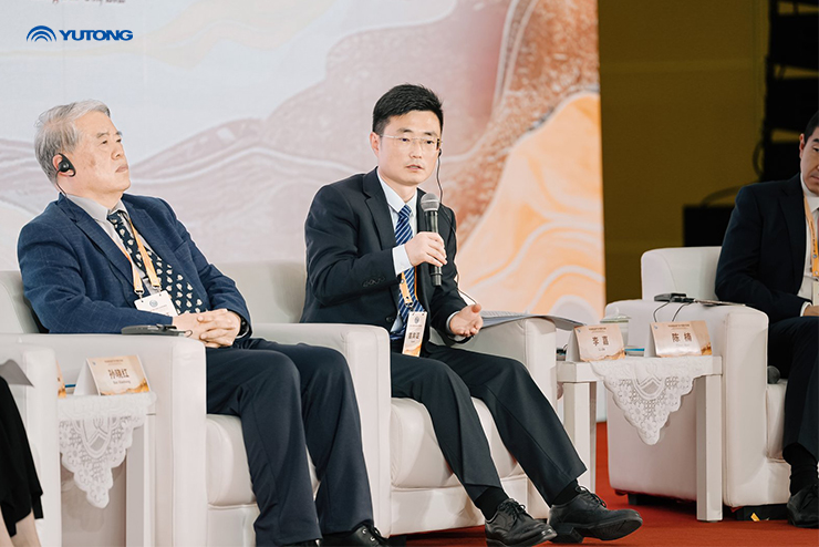 Delegación Latinoamericana Visita Yutong para Explorar Soluciones de Transporte Sostenible