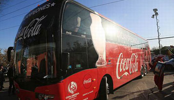 Yutong Bus ocupa el primer lugar en la industria en la exportación de autobuses a Chile, y transportó a la selección nacional de Chile luego de la victoria
