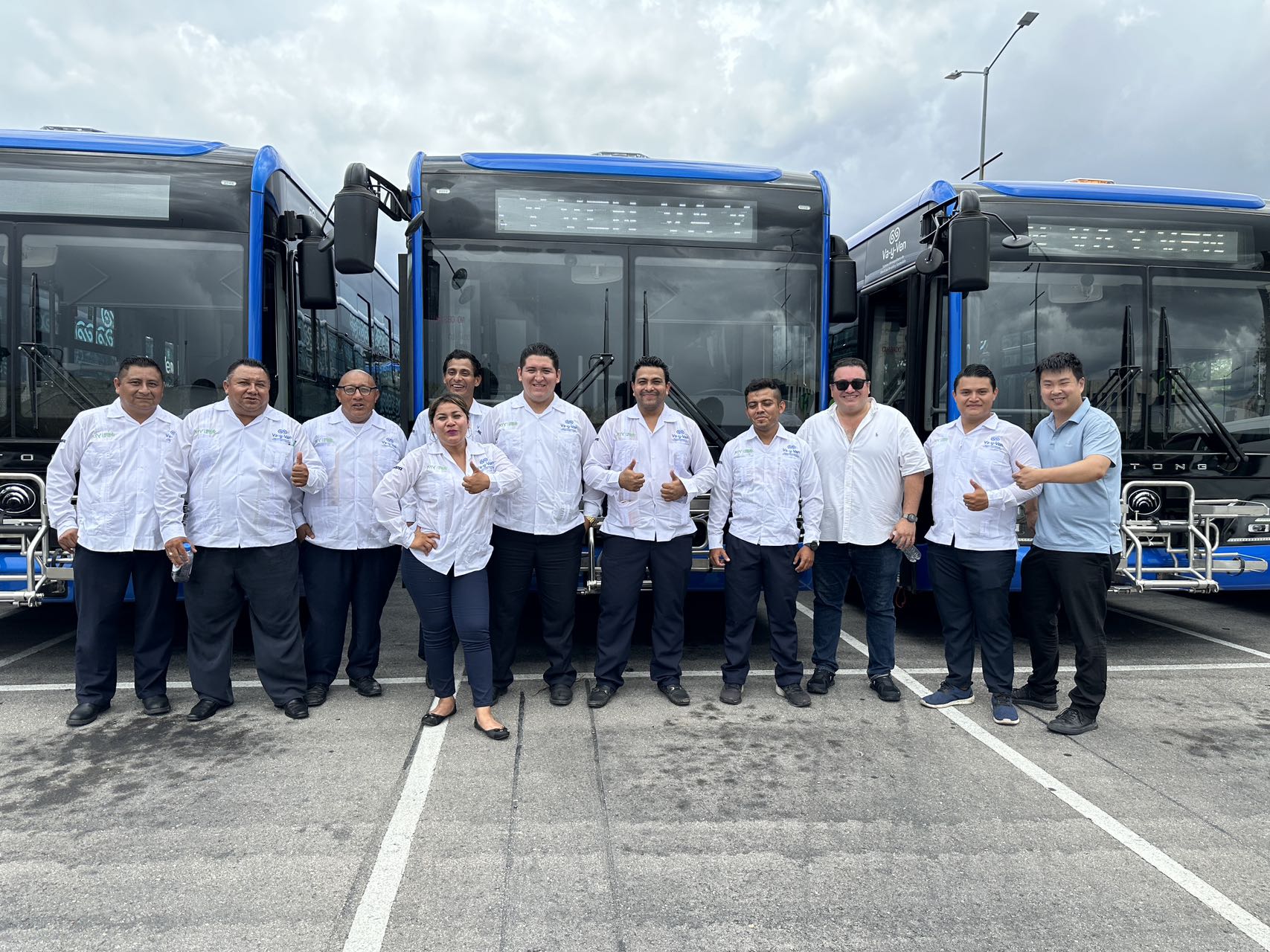 Yutong de México entrega unidades HÍBRIDAS en Mérida para el sistema de transporte VA y VEN