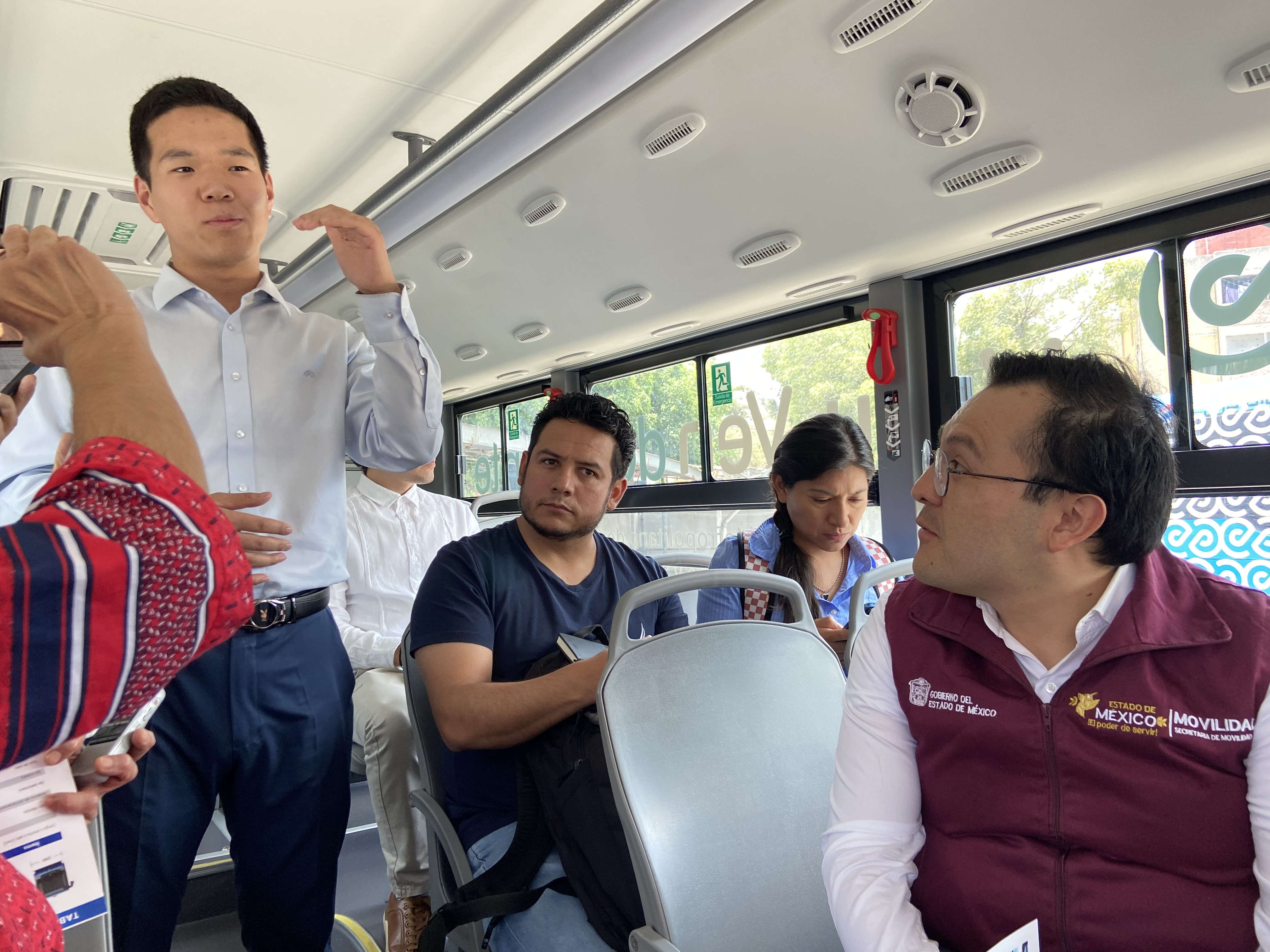 Yutong presentó  autobús híbrido en SEMOVI EDOMÉX.